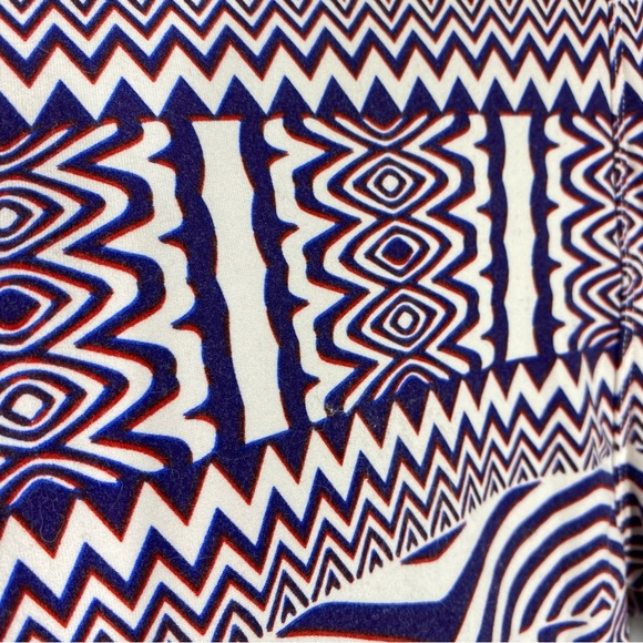 LuLaRoe Hypnotic Pattern Butter Soft Leggings - Picture 3 of 7